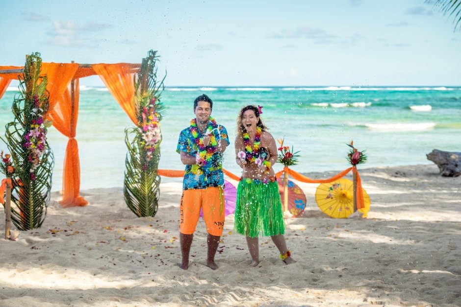 Свадьба в гавайском стиле одежда