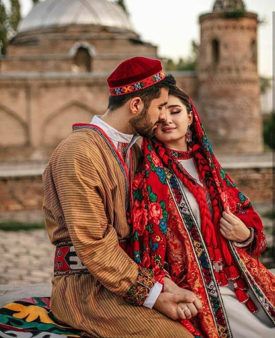 Памирский национальный костюм