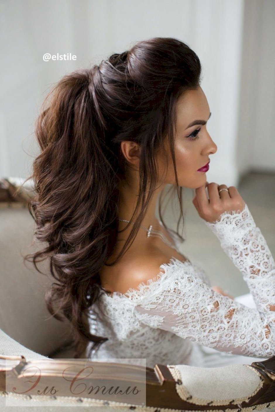 Свадебная прическа для невесты на длинные волосы хвост