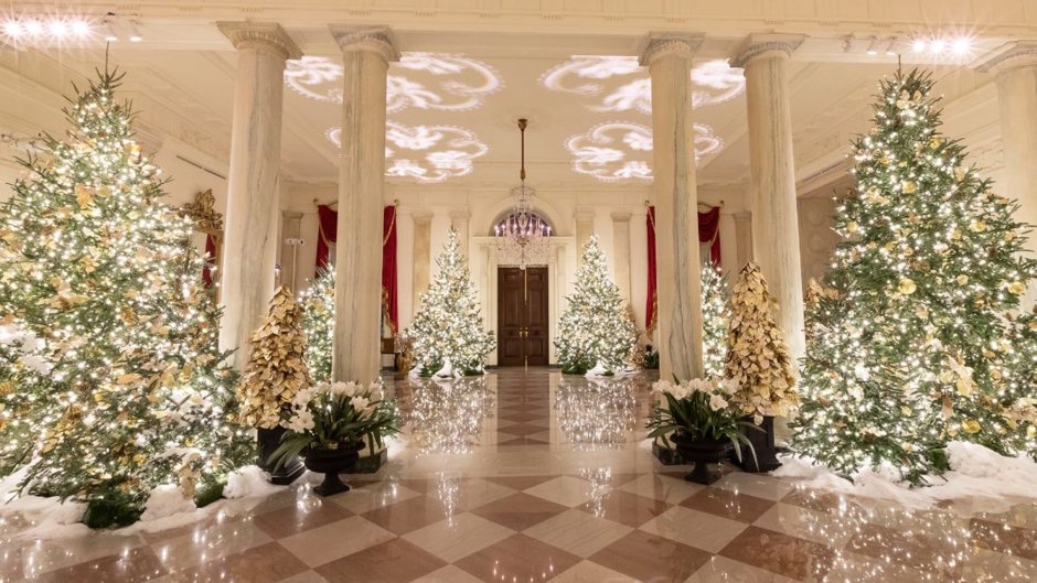 Мелания Трамп украсила белый дом к Рождеству