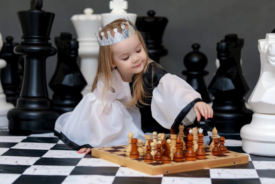 Красочные шахматы для детей