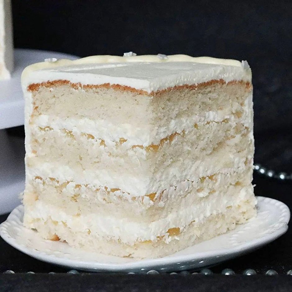 Бисквитный торт с кремом пломбир