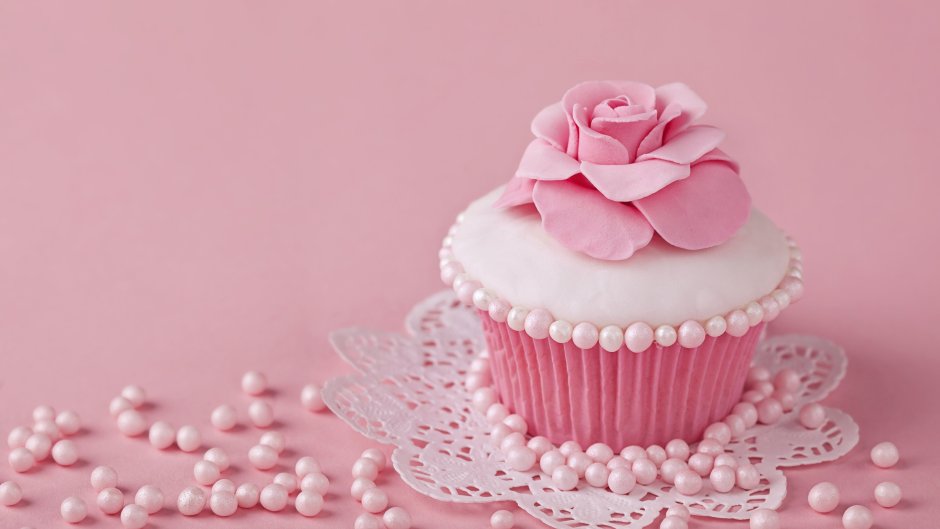Красивые пирожные розовые