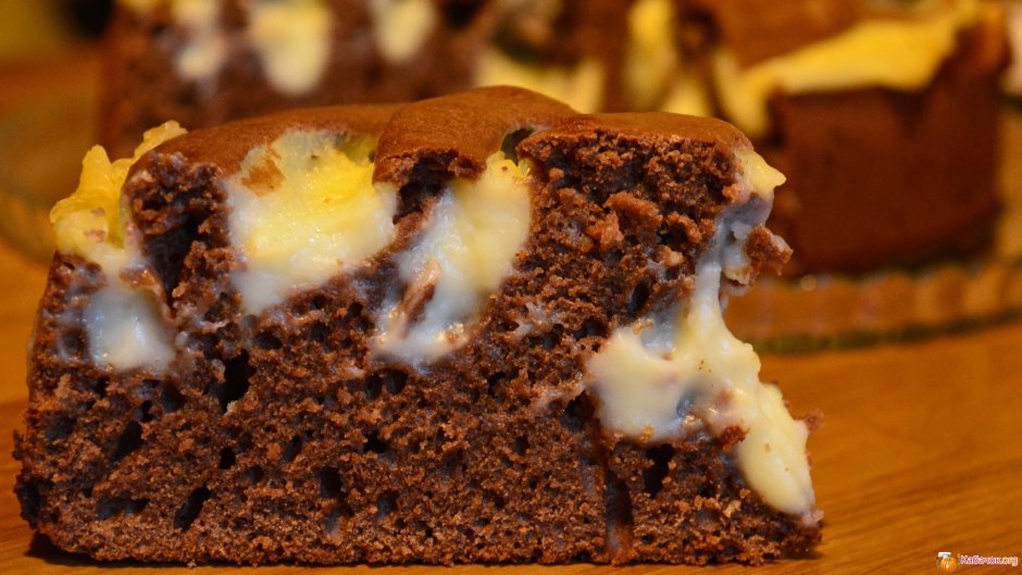 Шоколадный пирог с заварным кремом