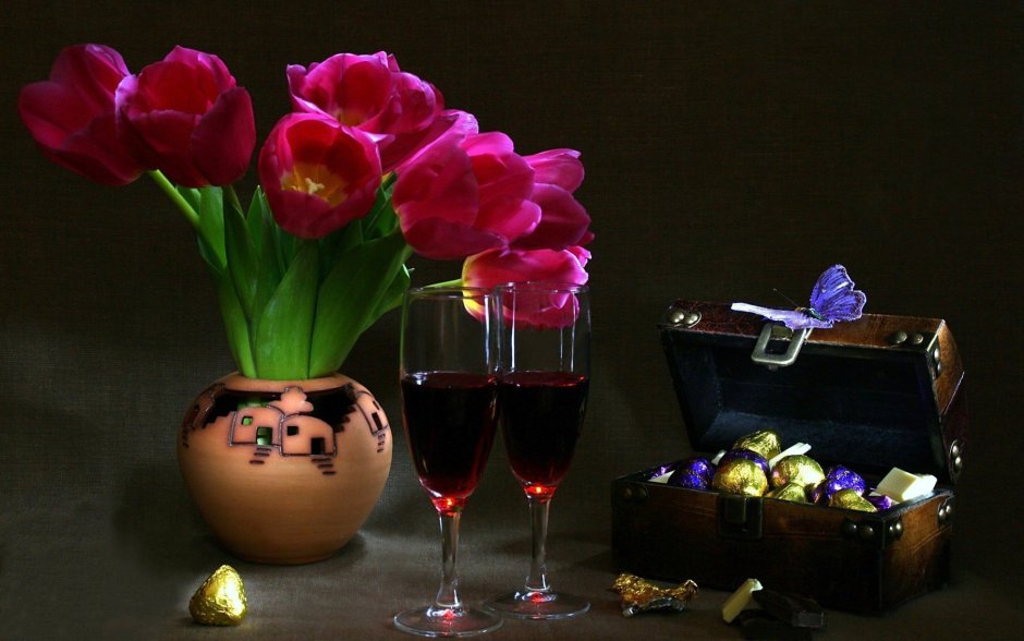 Тюльпаны и вино