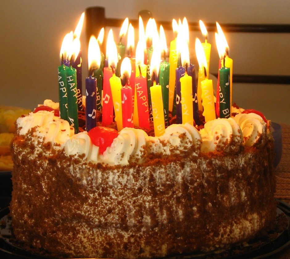 С днём рождения торт мужской со свечами