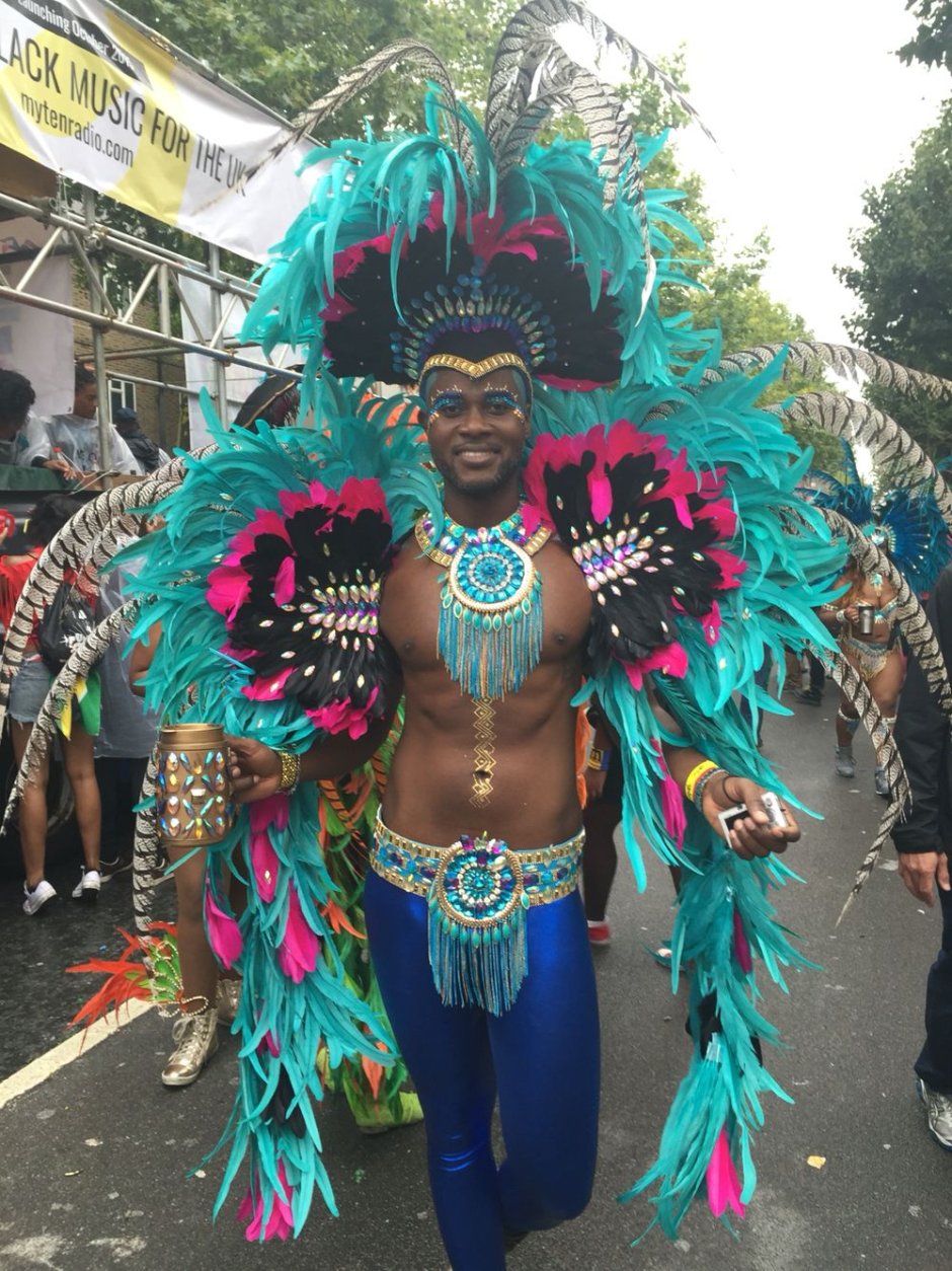 Бразилия карнавал мужчины