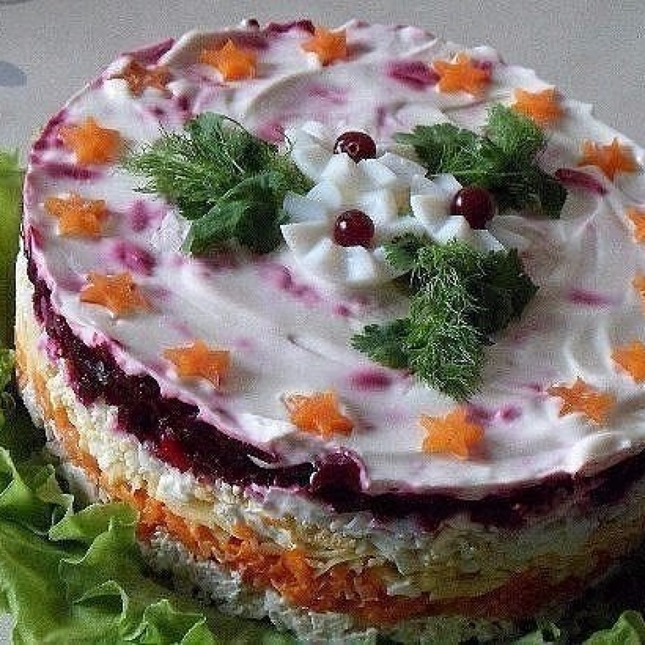 Салат овощной торт