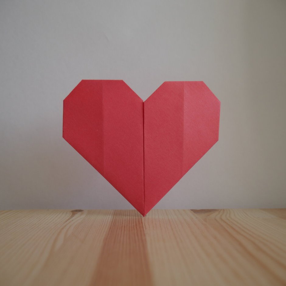 Объемное сердце из бумаги в открытке