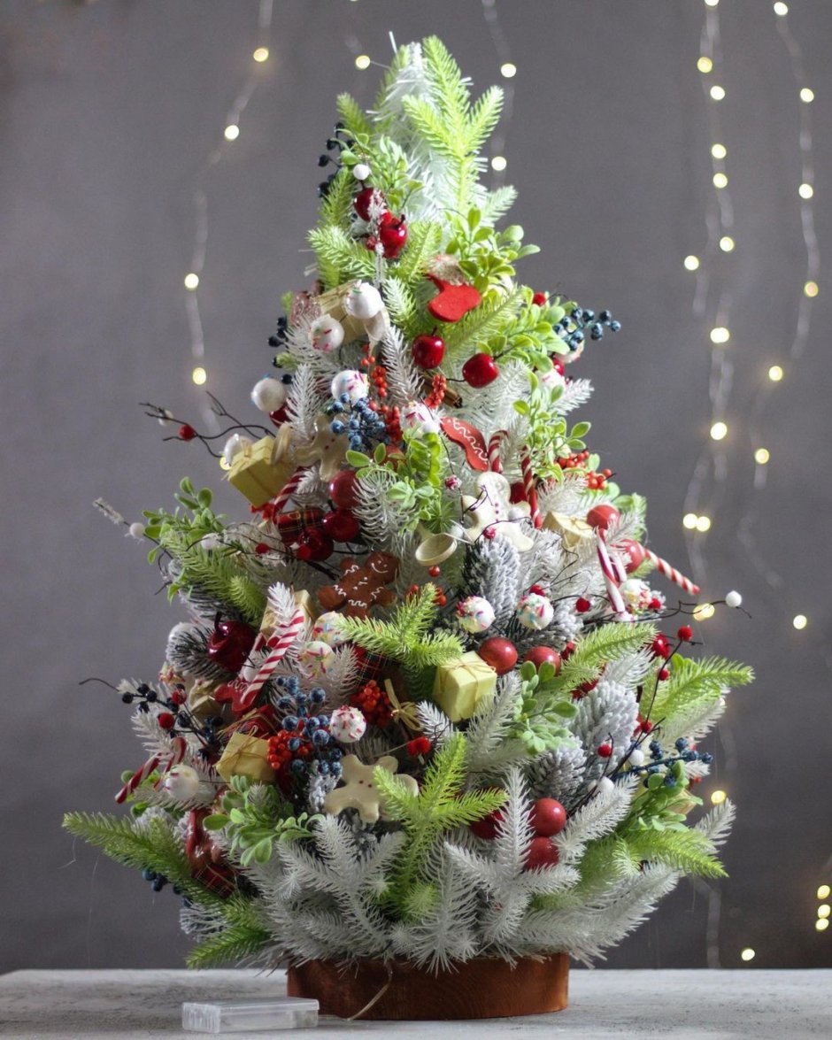 Декоративная елка со сладостями