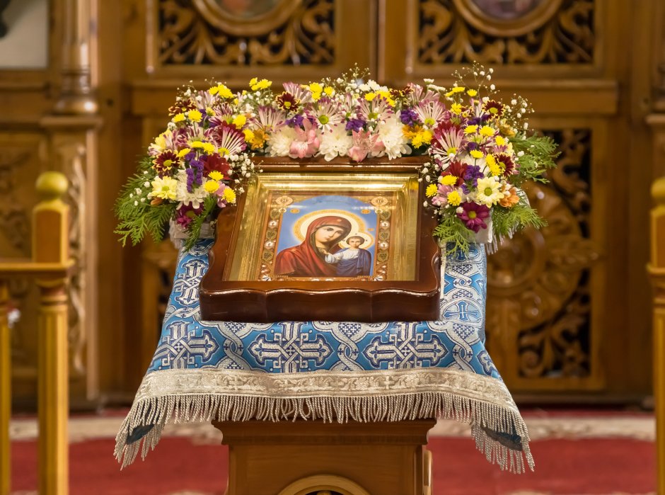 Богородица Казанская в храме