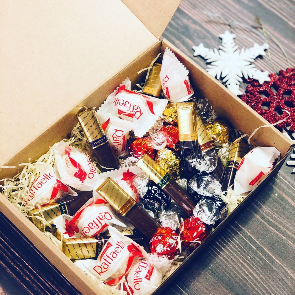 Подарочные коробочки с конфетами