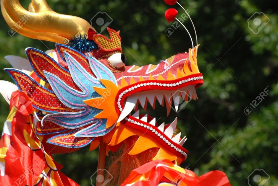Китайский дракон маскарад