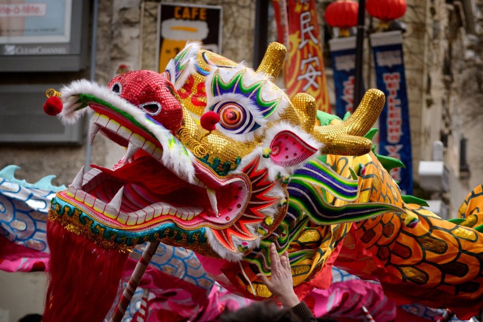 Китайский дракон карнавал
