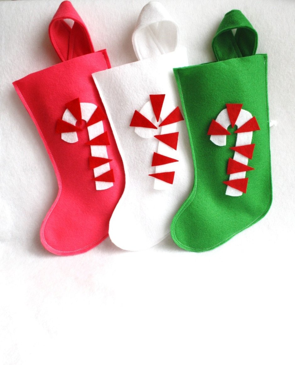 Новогодние носки для подарков из бумаги