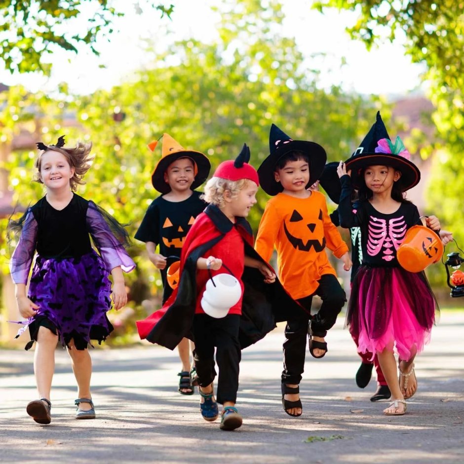 Asian Kids Halloween