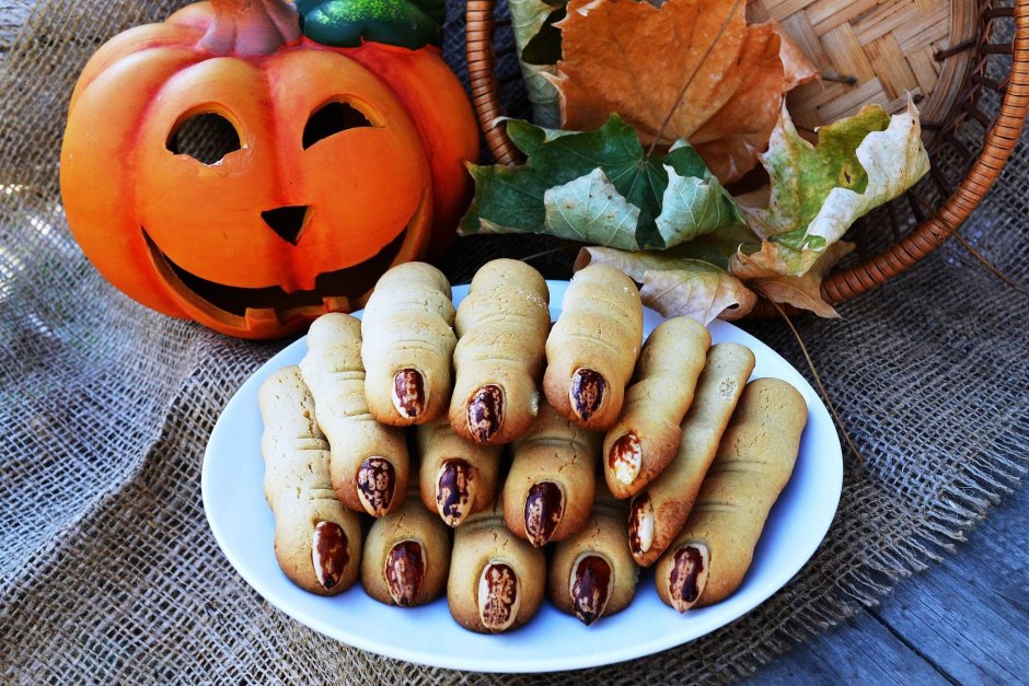 Печенье Ведьмины пальчики на Хэллоуин