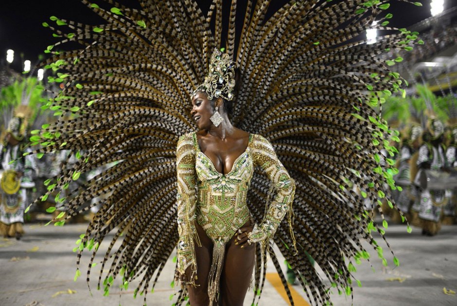 Бразилия Рио-де-Жанейро карнавал костюмы