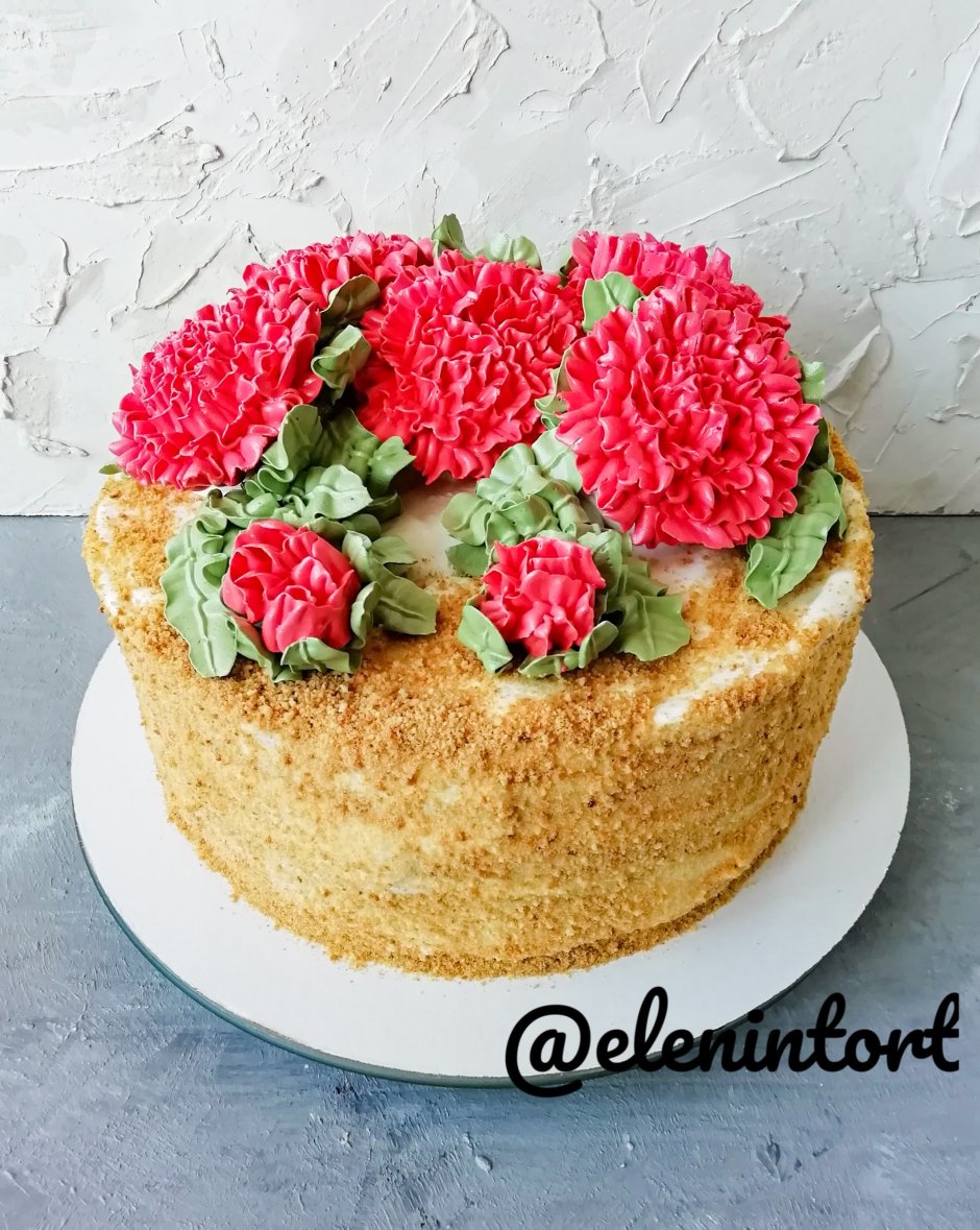 Медовый торт с цветами