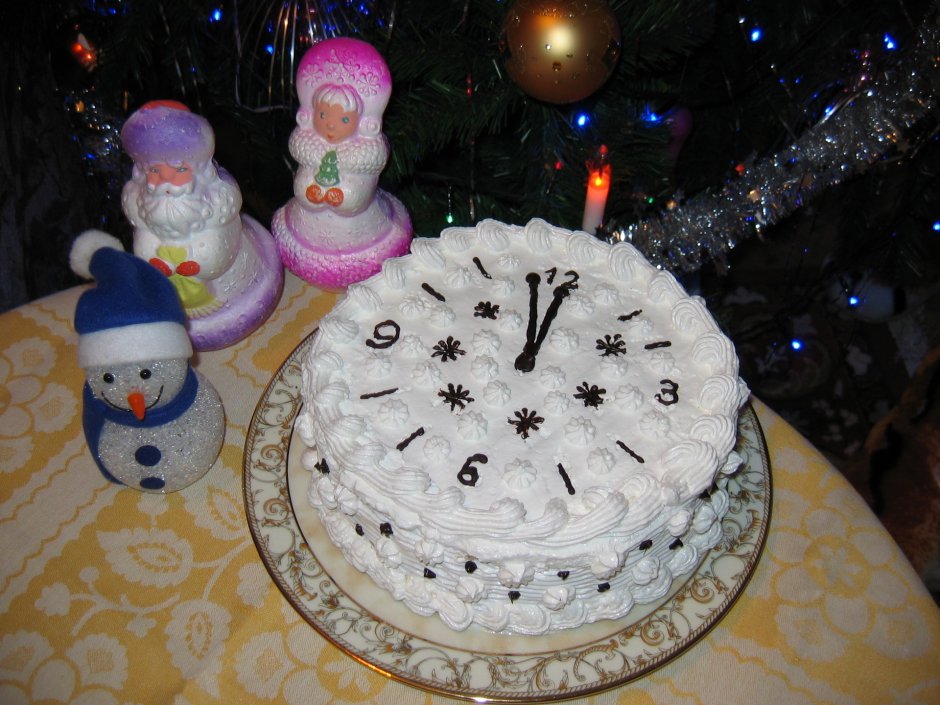 Торт часы на новый год