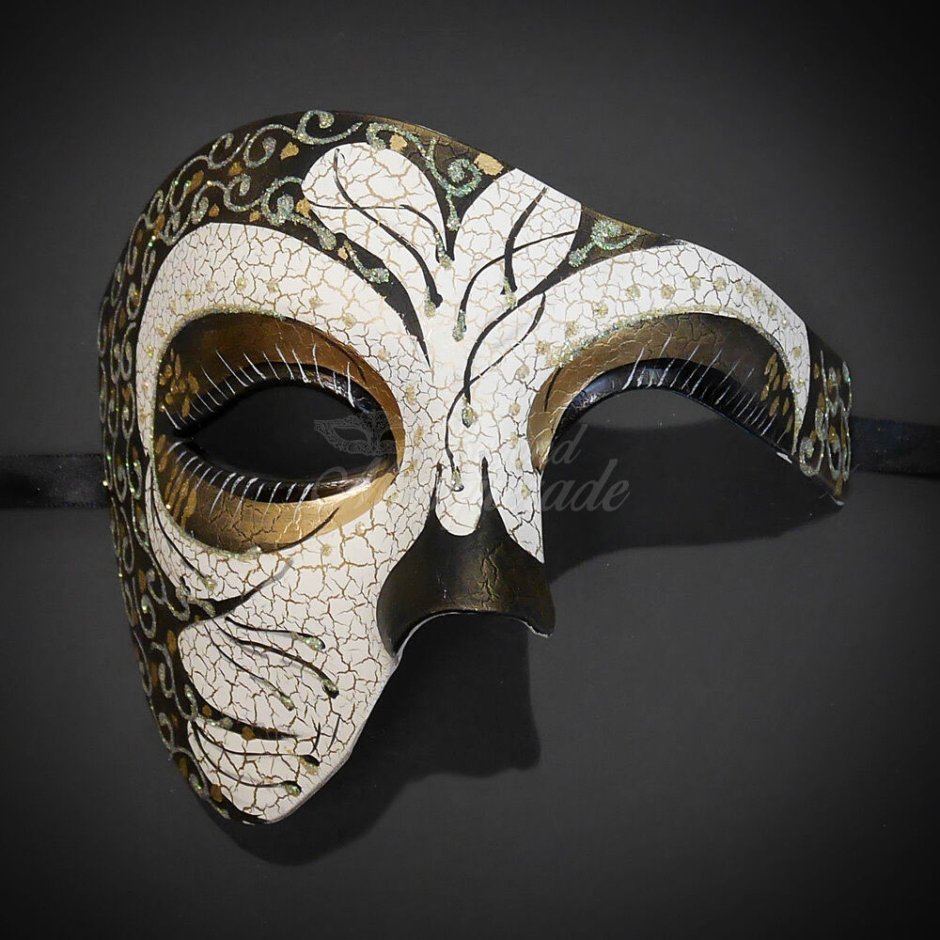 Необычные карнавальные маски