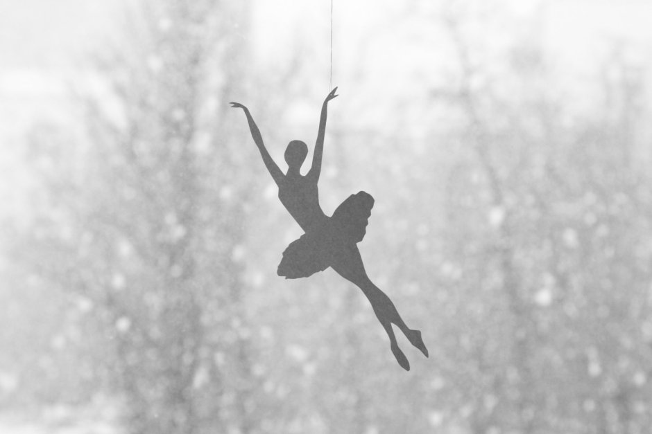 Балерина на снегу