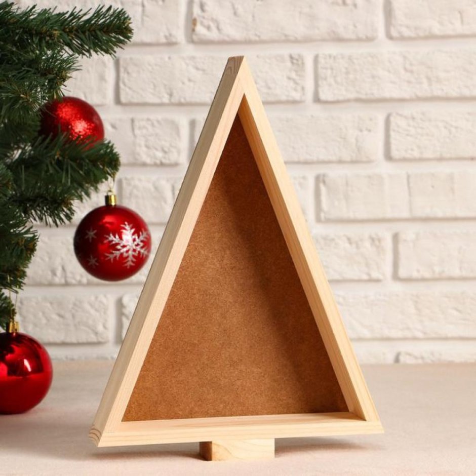 Кашпо деревянное "ящик ёлочка треугольником"