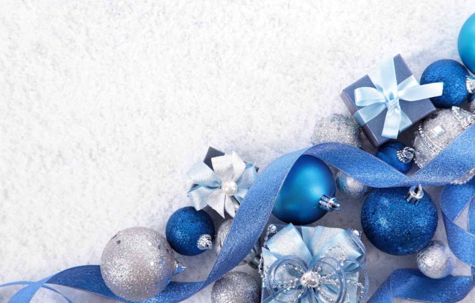 Синие новогодние украшения