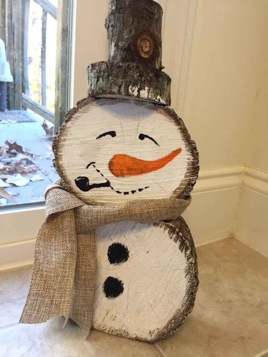 Снеговик из дерева поделка