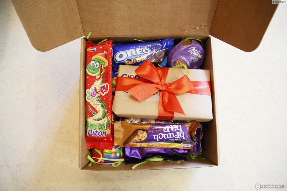Коробка со сладостями