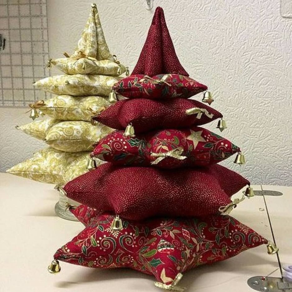 Новогодняя елка из ткани