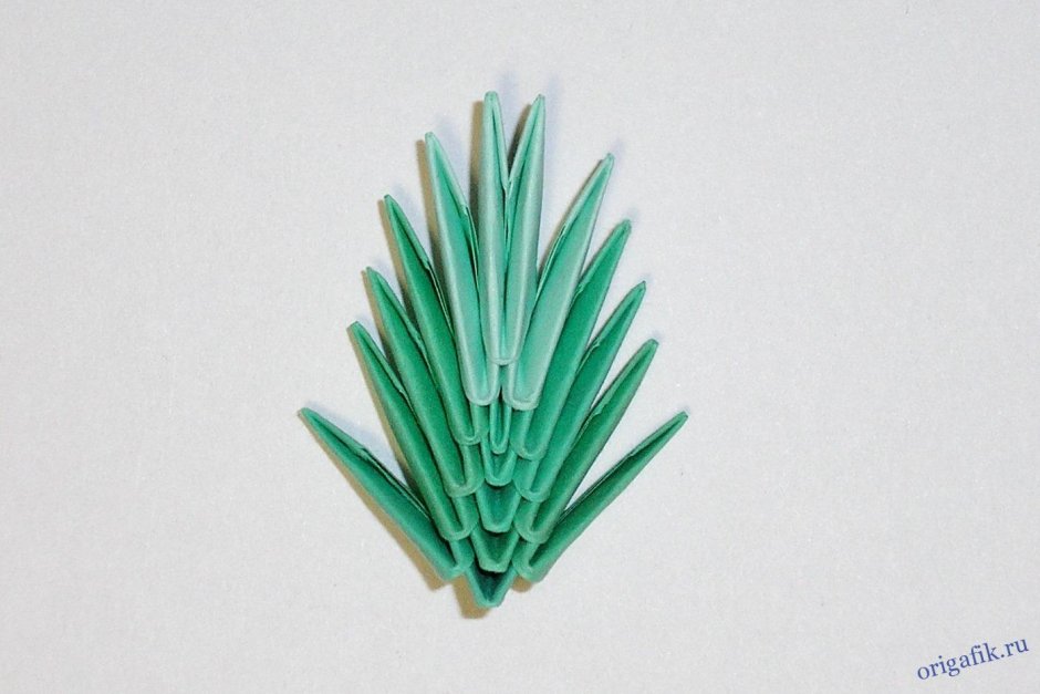 Модульное оригами "елочка и снежинки МБ-003