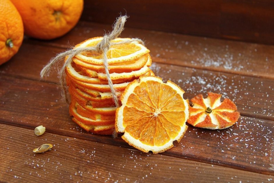 Сушеный апельсин в цедре и сахаре