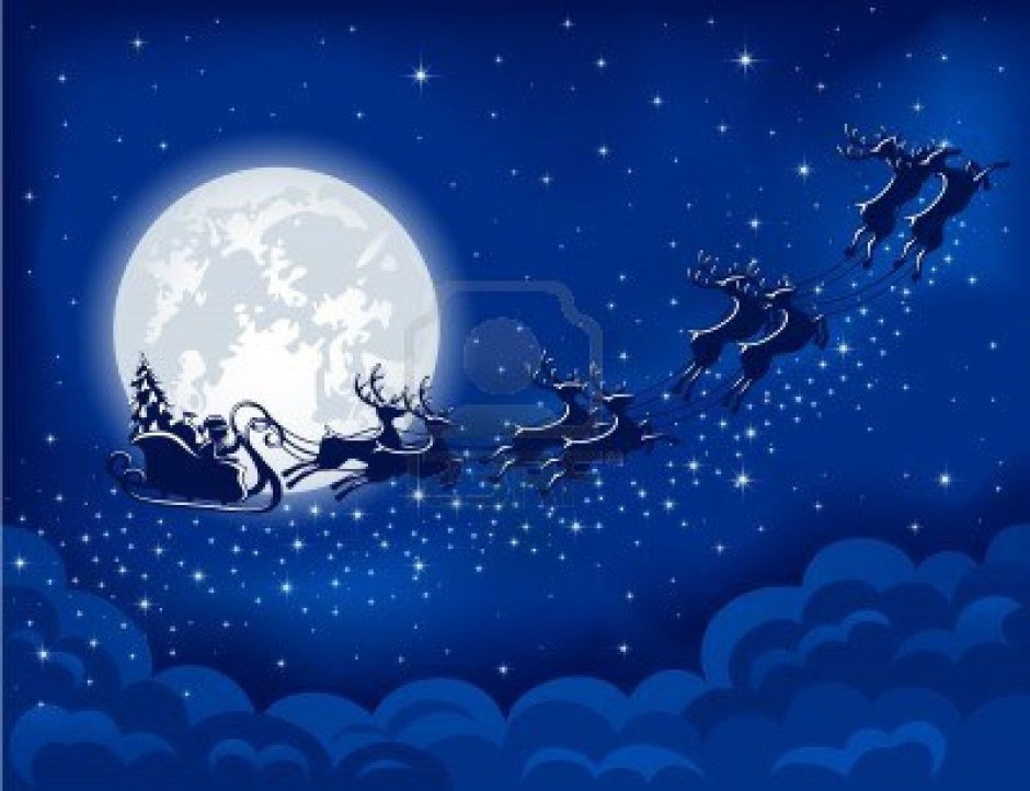 Санта на оленях в небе с луной