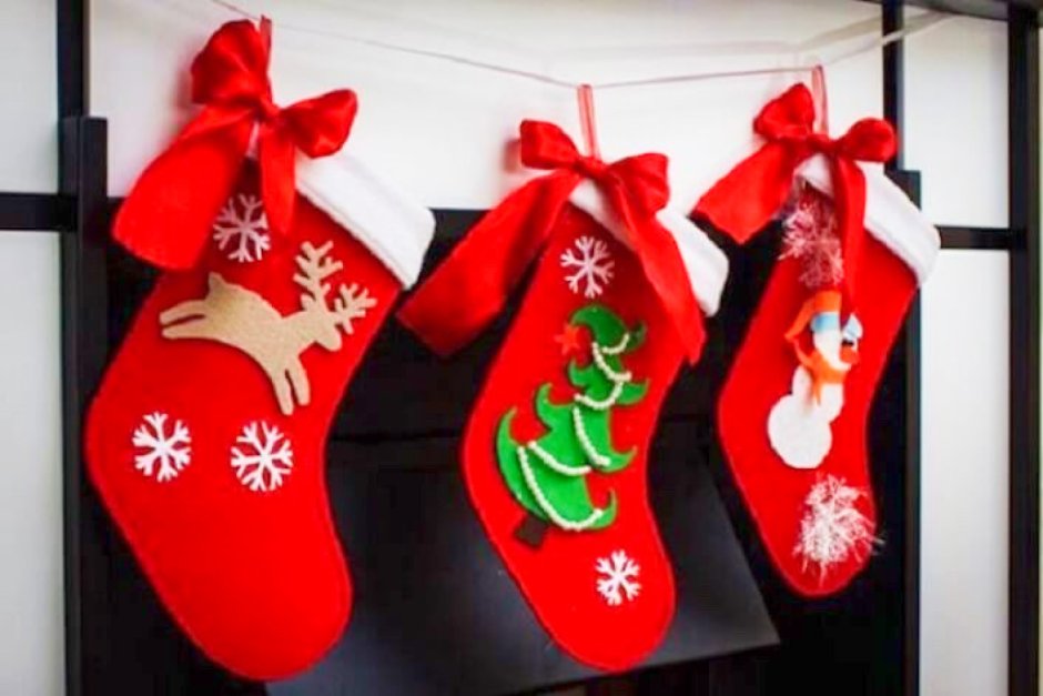 Новогодний носок для подарков из фетра