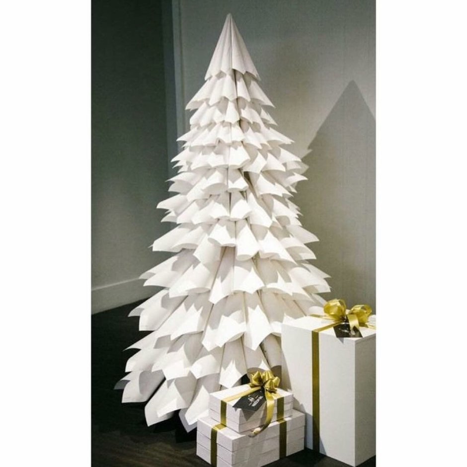 Дизайнерская елка из бумаги