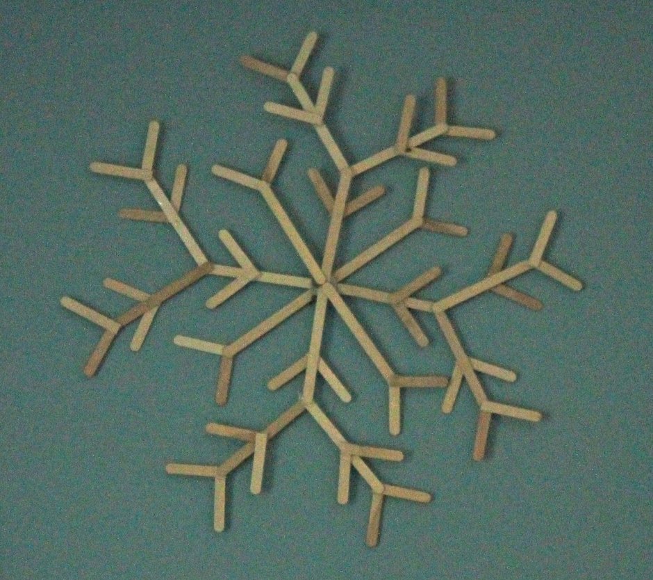 Снежинка из палочек от мороженого