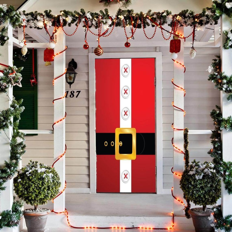 Декор двери на Рождество