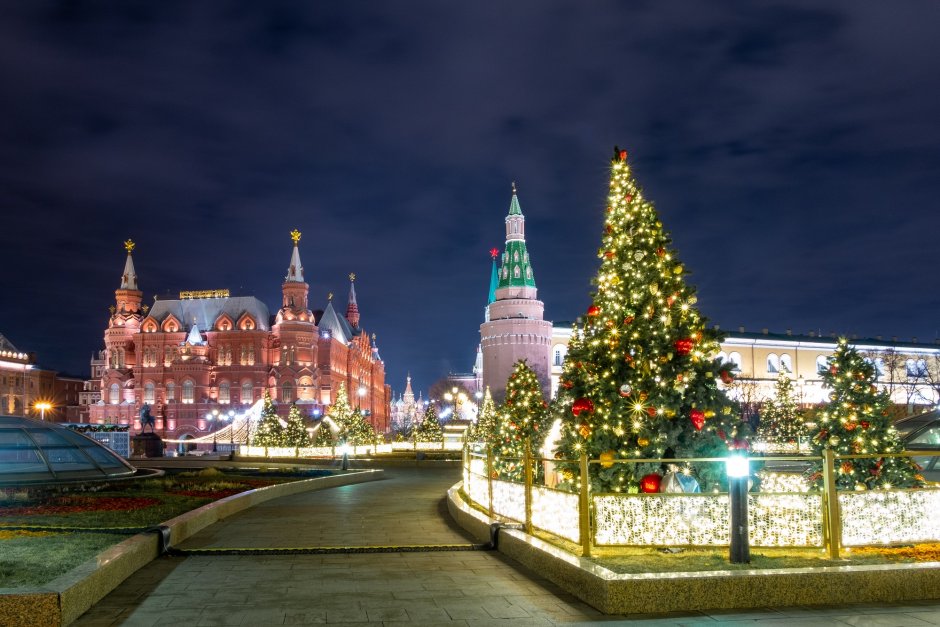 Манежная площадь Москва новый год