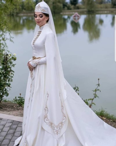 Свадебный национальный наряд у карачаевцев