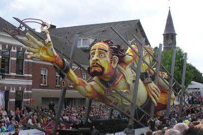 Парад цветов Bloemencorso в Голландии