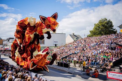 Парад цветов Bloemencorso в Голландии