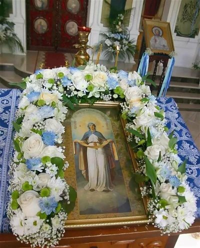Храмовая флористика на Успение Пресвятой Богородицы