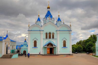 Курская Коренная пустынь храм Рождества Пресвятой Богородицы