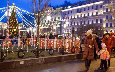 Манежная площадь СПБ ярмарка Новогодняя