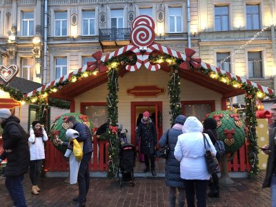 Новогодняя ярмарка на малой Конюшенной