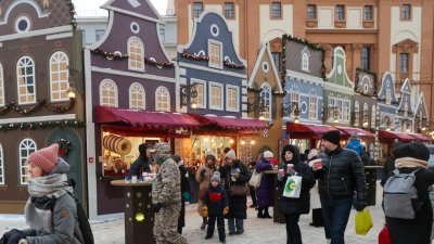 Рождественская ярмарка в СПБ на Манежной площади
