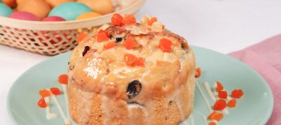 Кулич с цукатами и изюмом