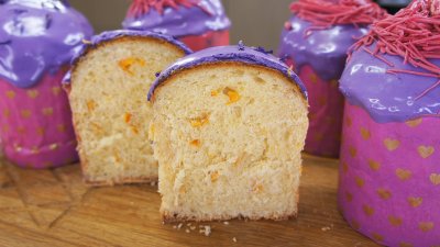 Кулич с апельсиновыми цукатами