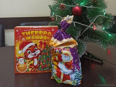 Новогодние подарки для детей